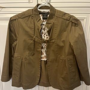 Cute cropped babydoll olive jacket